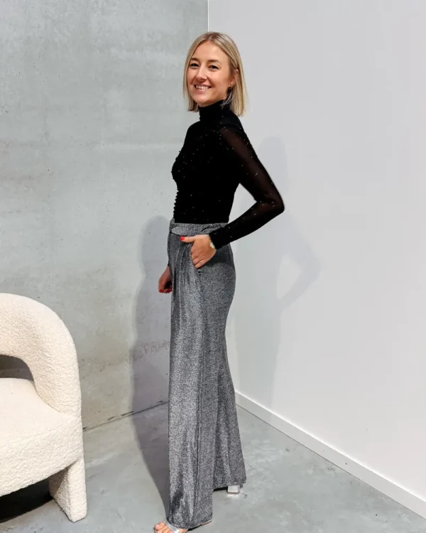 By Lenz Tops | BLACK SPARKLE FITTED TOP