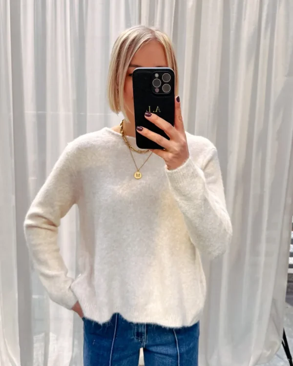 By Lenz Sweaters | CUTE STRIPED BOW KNIT - BEIGE