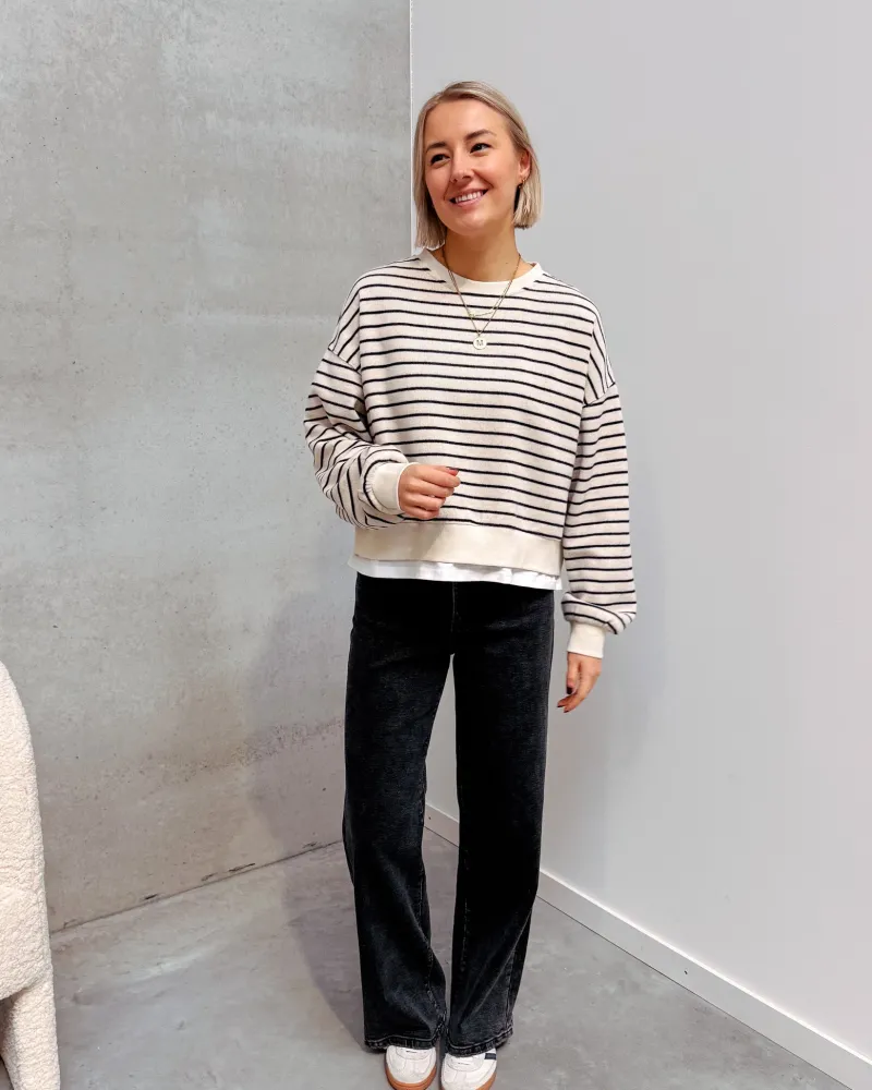 gina_washed_grey_dad_jean_4.webp By Lenz Jeans/Trousers | GINA WASHED GREY DAD JEANS