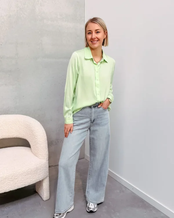 By Lenz Tops | ISIS SATIN BLOUSE - GREEN
