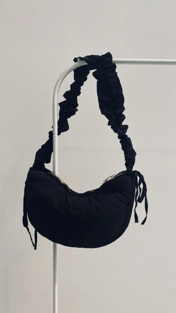 By Lenz Bags | KNOTTY CIRCLE BAG - BLACK