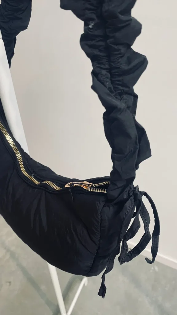 By Lenz Bags | KNOTTY CIRCLE BAG - BLACK