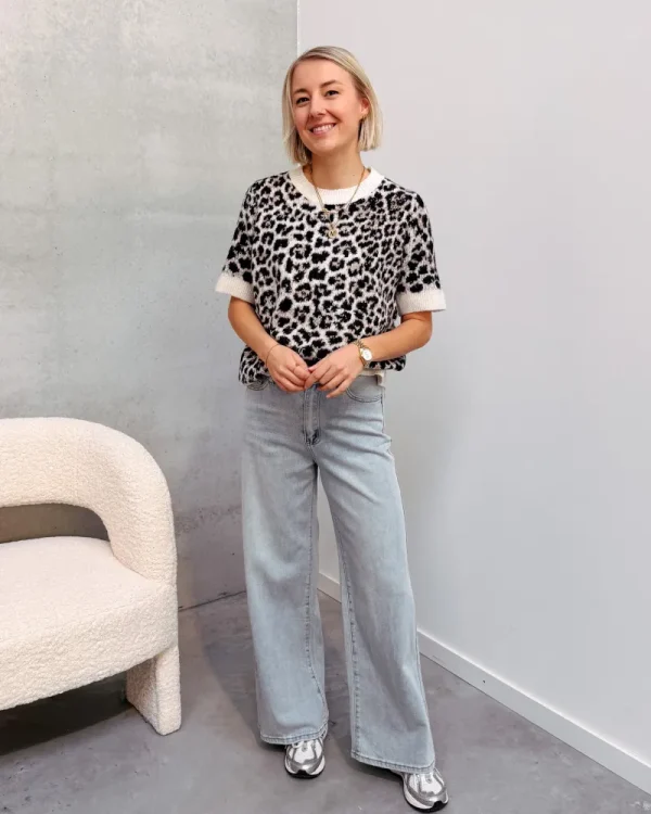 By Lenz Skirts/Shorts | LAILA LEOPARD SHORT SLEEVE KNIT