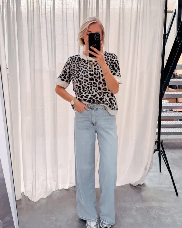 By Lenz Skirts/Shorts | LAILA LEOPARD SHORT SLEEVE KNIT