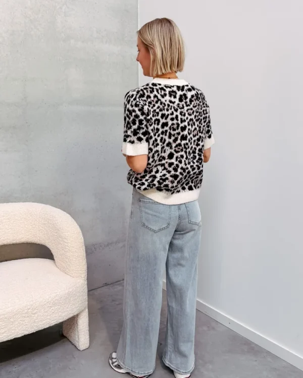 By Lenz Skirts/Shorts | LAILA LEOPARD SHORT SLEEVE KNIT