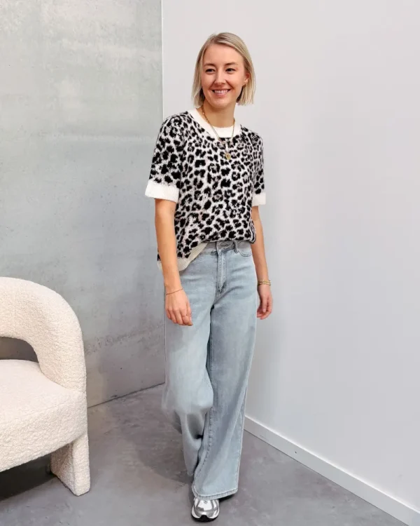 By Lenz Skirts/Shorts | LAILA LEOPARD SHORT SLEEVE KNIT