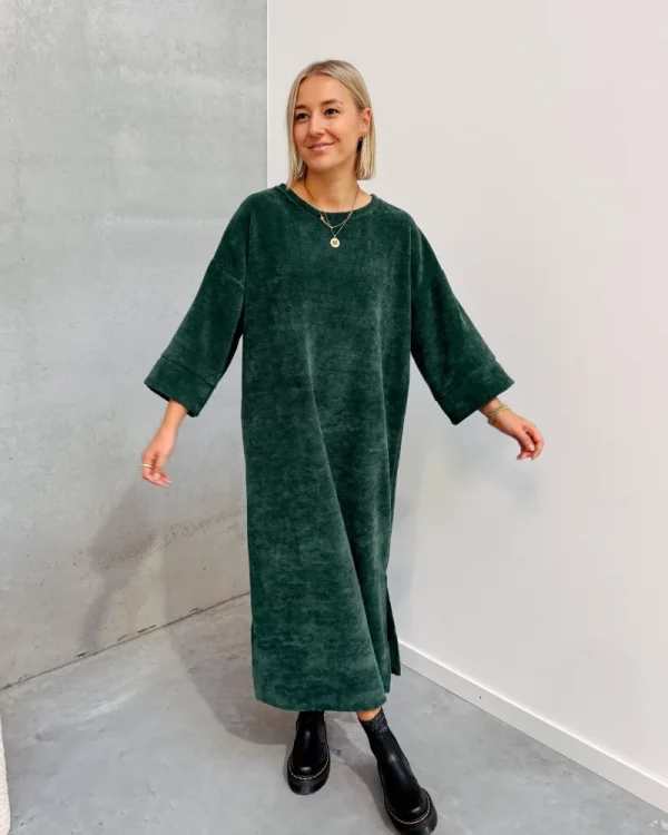 By Lenz Dresses | LOT VELOURS DRESS - DARK GREEN