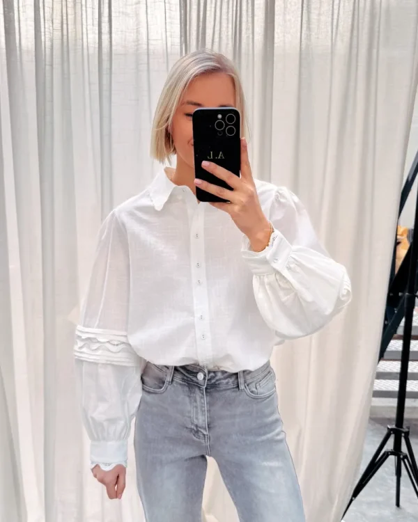 By Lenz Tops | LOVELY WHITE BLOUSE