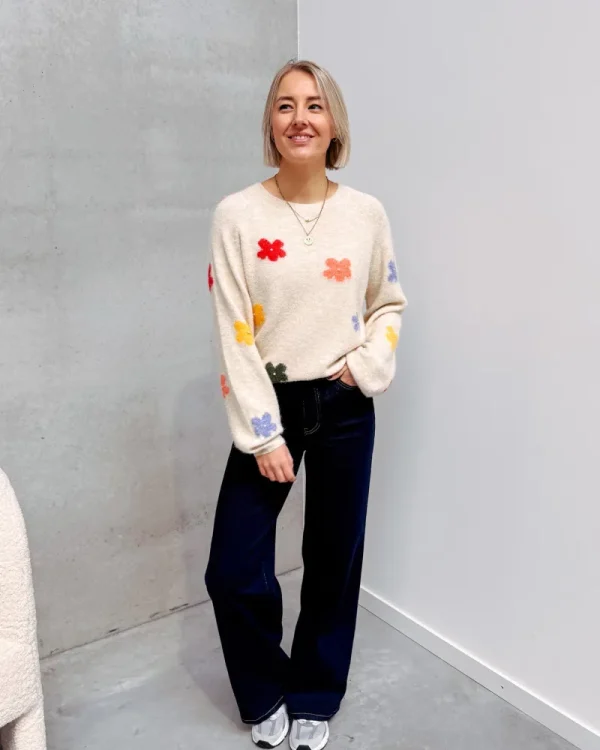 By Lenz Sweaters | PEARL FLOWER KNIT