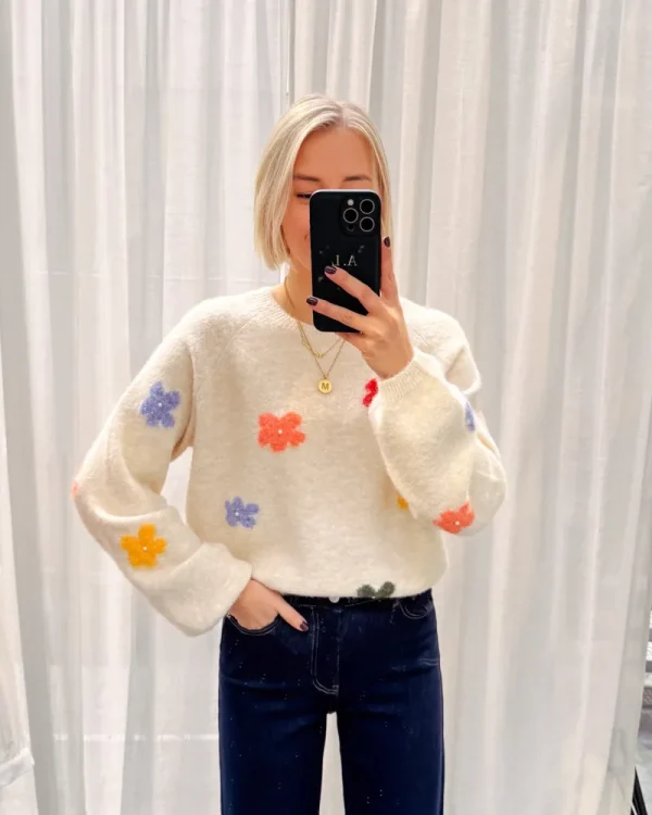 By Lenz Sweaters | PEARL FLOWER KNIT