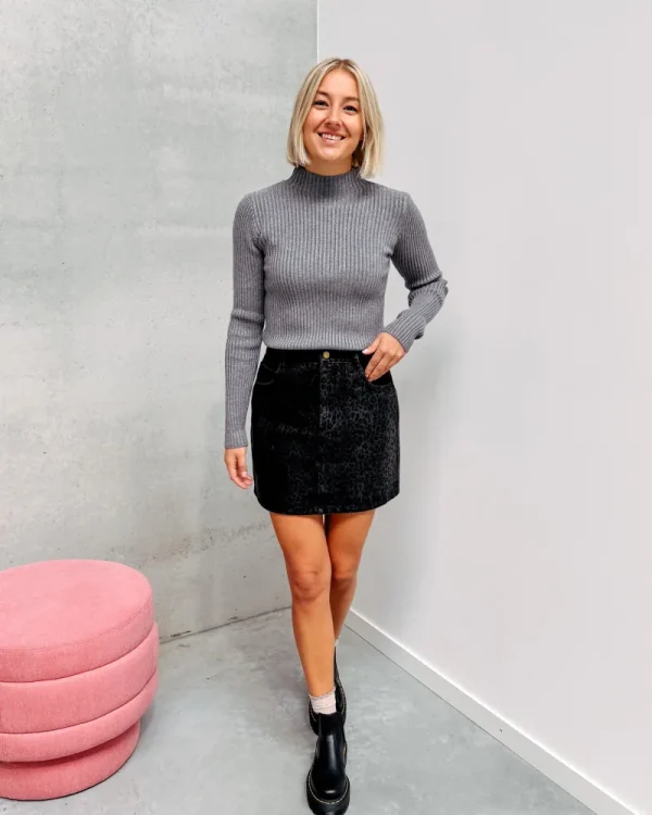 By Lenz Tops | RUE FITTED TOP - GREY