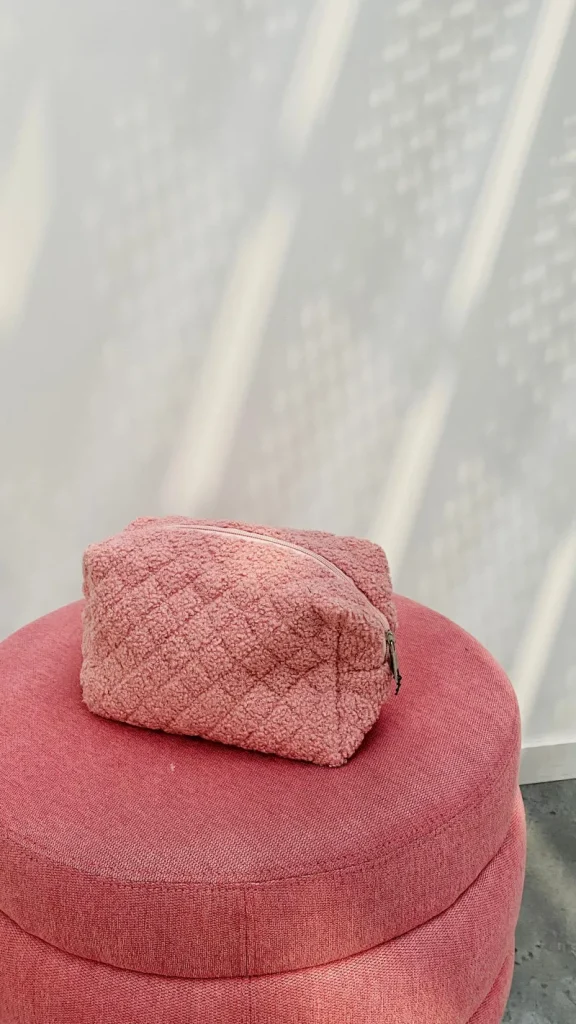 By Lenz Bags | TEDDY MAKEUP BAG - PINK