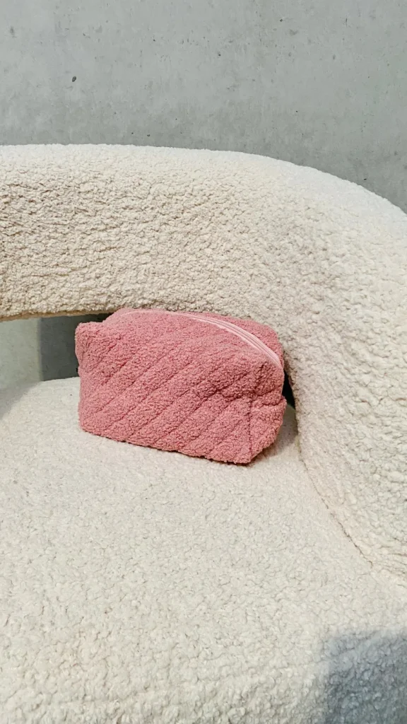 By Lenz Bags | TEDDY MAKEUP BAG - PINK