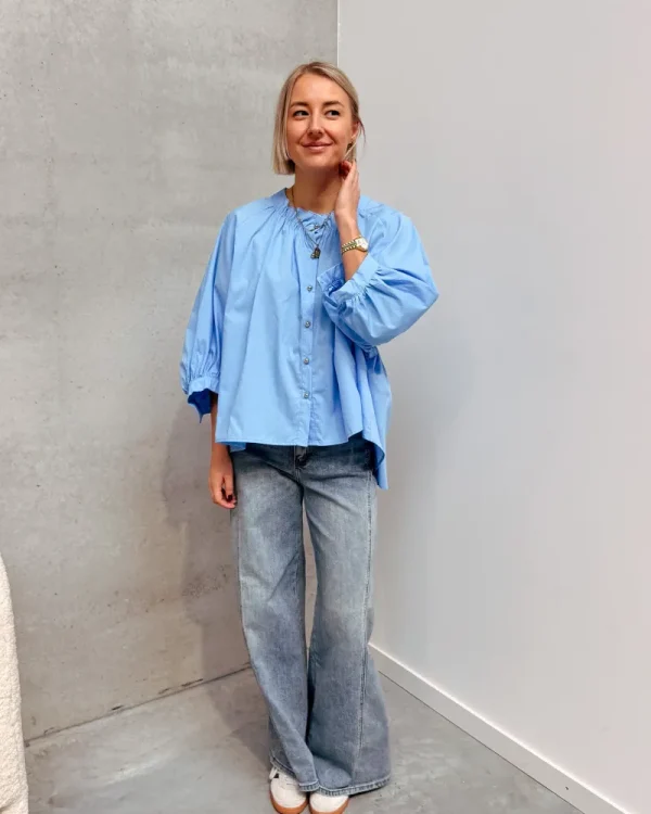 By Lenz Tops | YUNA PUFF BLOUSE - LIGHT BLUE
