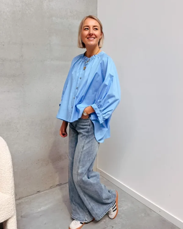 By Lenz Tops | YUNA PUFF BLOUSE - LIGHT BLUE